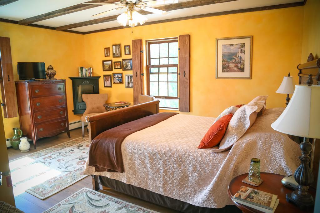 The Meier Inn, A Country Bed & Breakfast Boyceville Номер фото