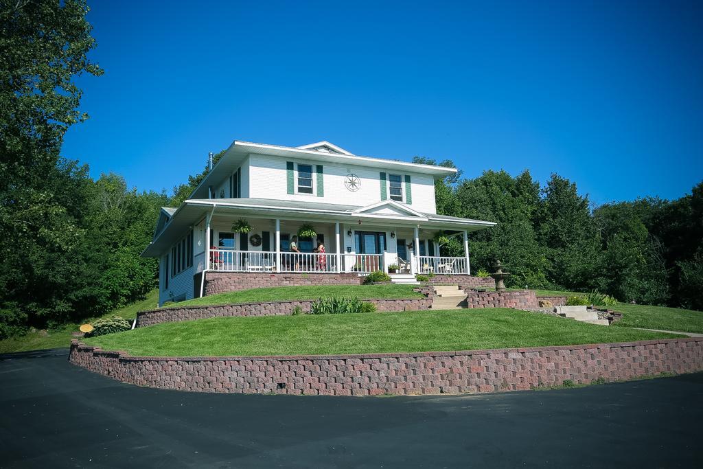 The Meier Inn, A Country Bed & Breakfast Boyceville Экстерьер фото