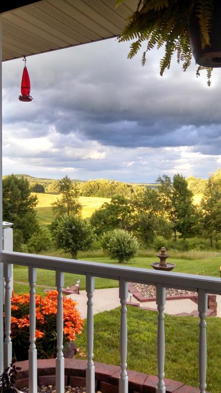 The Meier Inn, A Country Bed & Breakfast Boyceville Экстерьер фото