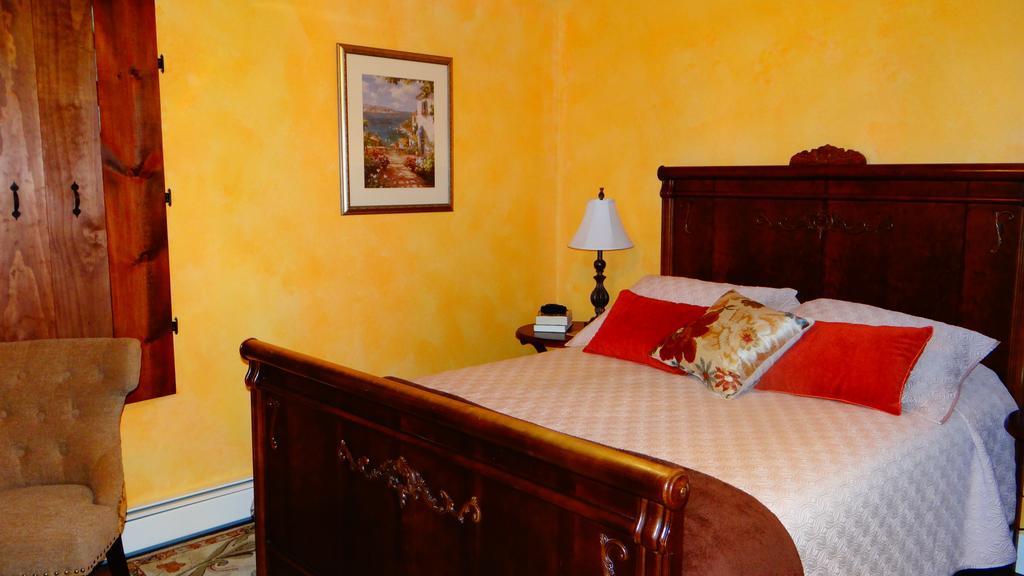 The Meier Inn, A Country Bed & Breakfast Boyceville Номер фото